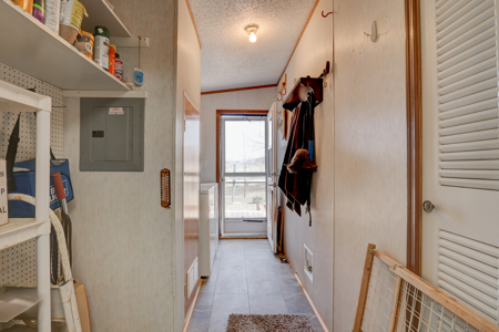 Four Bedroom Home in McElmo Canyon - image 7