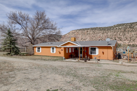 Four Bedroom Home in McElmo Canyon - image 25