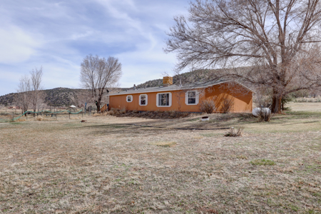 Four Bedroom Home in McElmo Canyon - image 29