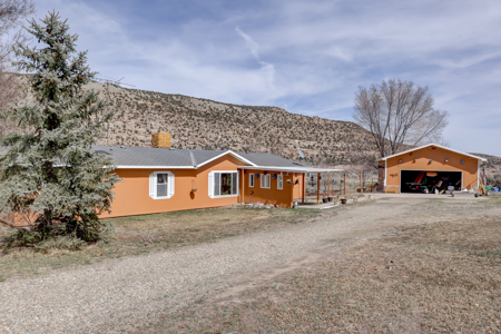 Four Bedroom Home in McElmo Canyon - image 31