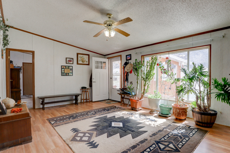 Four Bedroom Home in McElmo Canyon - image 20