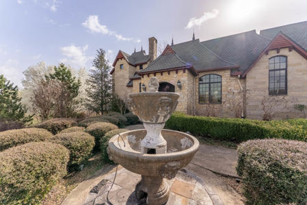 European Style Luxury Home & Acreage On The Southfork River - Salem Arkansas - image 6