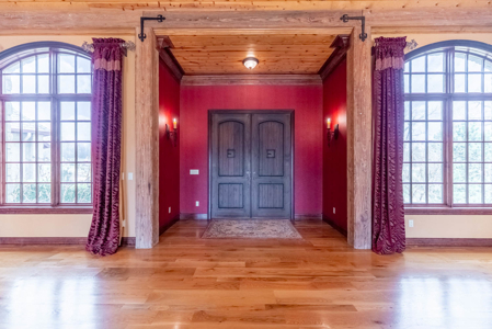 European Style Luxury Home & Acreage On The Southfork River - Salem Arkansas - image 17