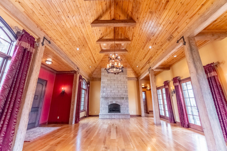 European Style Luxury Home & Acreage On The Southfork River - Salem Arkansas - image 16