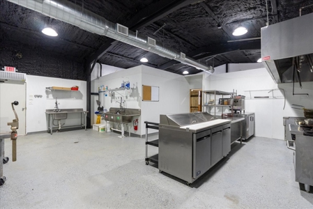 Prime Commercial Investment- George West, Texas - image 16