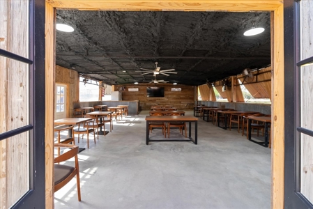 Prime Commercial Investment- George West, Texas - image 23