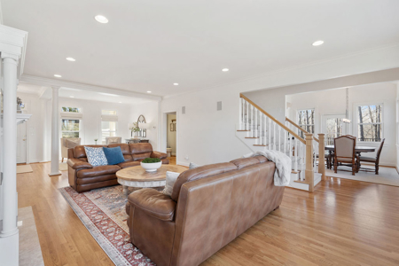 Modern Farmhouse on 7+ Scenic Acres in Sought-After Leipers Fork - image 12