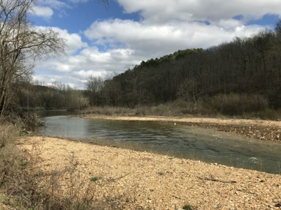 Small acreage with creek for sale in Ava Mo - image 9