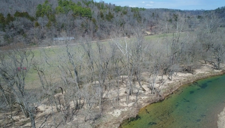 Small acreage with creek for sale in Ava Mo - image 5