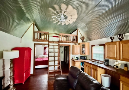 Riverfront Cabin For Sale in Arkansas on Spring River - image 11