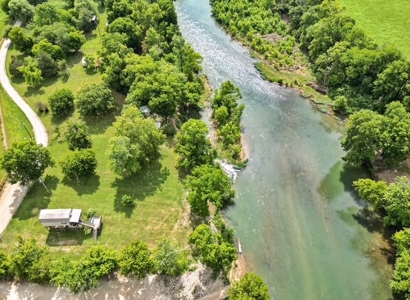 Riverfront Cabin For Sale in Arkansas on Spring River - image 1