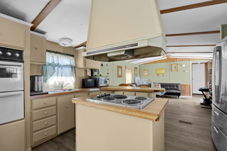 Home on 10 Acres in Cedar Key, FL - image 10