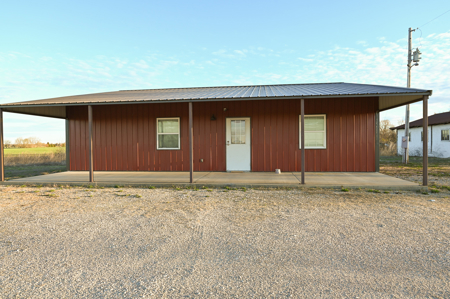 Home on acreage For Sale Miller MO - image 6