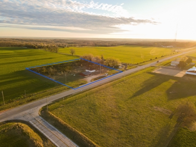 Home on acreage For Sale Miller MO - image 1