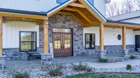 Newly Built Home on the Cumberland River - image 25