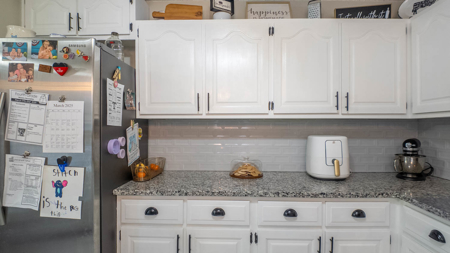 Home in Town for Sale Thayer Missouri - image 36