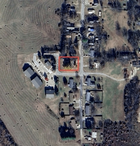 Home in Town for Sale Thayer Missouri - image 50