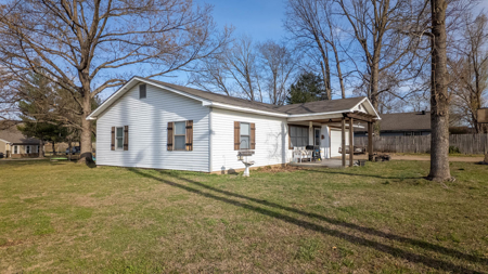 Home in Town for Sale Thayer Missouri - image 3