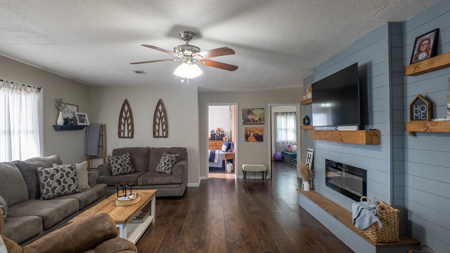 Home in Town for Sale Thayer Missouri - image 17
