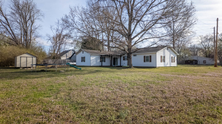 Home in Town for Sale Thayer Missouri - image 6