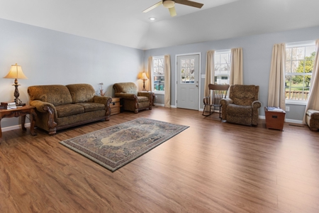 Country Home for Sale in Lewis County, Tennessee - image 10