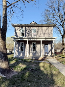 Spacious and Affordable Home for Sale in Nevada, Missouri - image 1