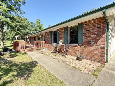 Country Home on 16 Acres for Sale in Cedar County Missouri. - image 5
