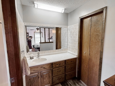 Country Home on 16 Acres for Sale in Cedar County Missouri. - image 19