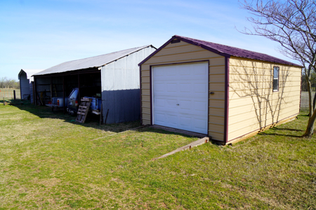 Hay Pasture Hobby Farm For Sale, Cushing, Oklahoma - image 32