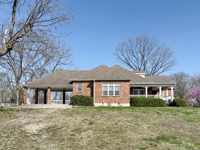 Cedar County MO Farm with High-End All-Brick Home for Sale - image 33