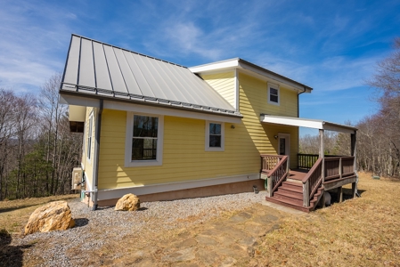 Country Home for Sale in Riner VA - image 23