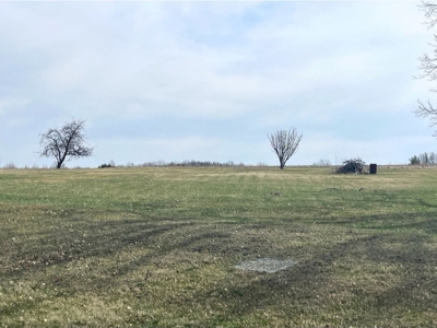 For Sale "Like New" Home on 1.6 Acres with Income Potential - image 45