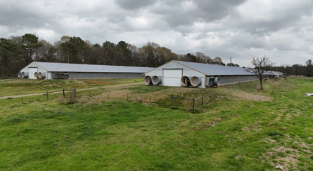 Louisiana 4 House Poultry Farm with 21 Acres and Residence - image 2