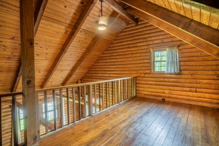 Unique Alabama Log Home for Sale in Jacksonville, Alabama - image 16