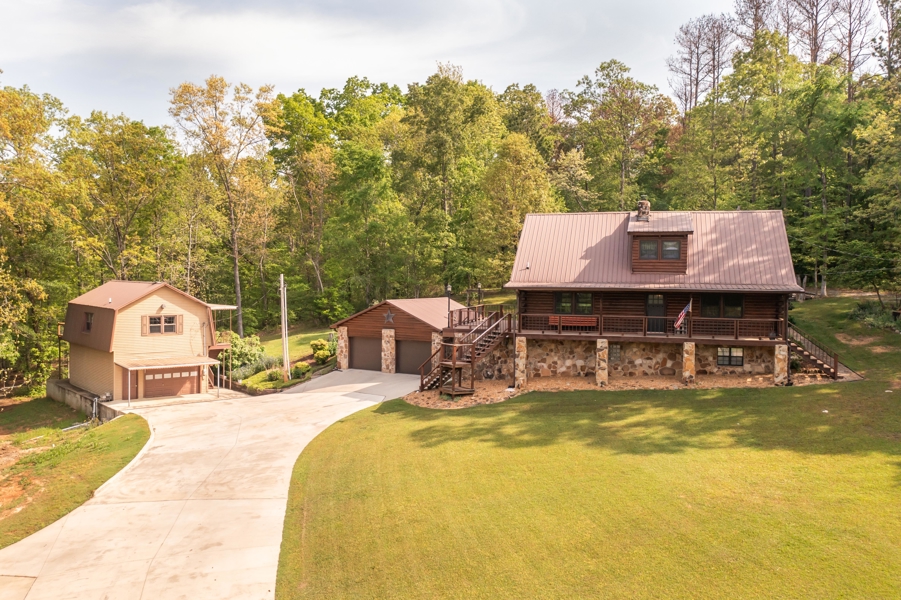 Unique Alabama Log Home for Sale in Jacksonville, Alabama