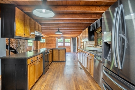 Unique Alabama Log Home for Sale in Jacksonville, Alabama - image 10