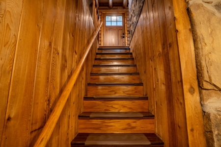 Unique Alabama Log Home for Sale in Jacksonville, Alabama - image 25