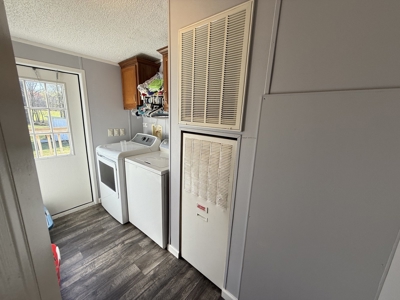 Country Home 4 Bed 2 Bath For Sale In Loretto Tn - image 3