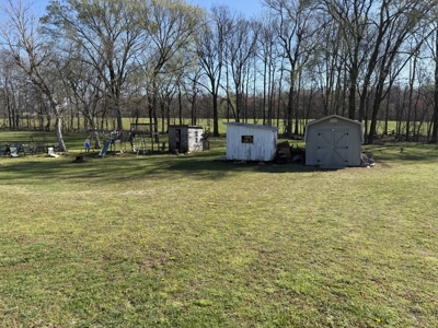 Country Home 4 Bed 2 Bath For Sale In Loretto Tn - image 8