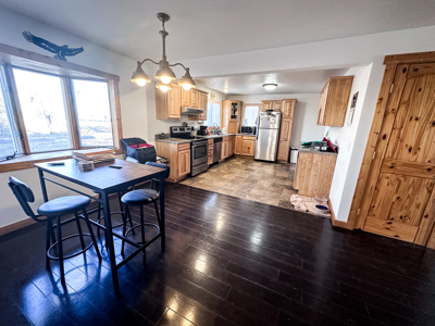 5 Bedroom Country Home on 15 Acres with Detached Garage, Workshop-Glasgow, Montana - image 6