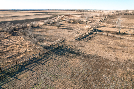 5 Bedroom Country Home on 15 Acres with Detached Garage, Workshop-Glasgow, Montana - image 18