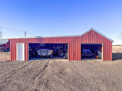 5 Bedroom Country Home on 15 Acres with Detached Garage, Workshop-Glasgow, Montana - image 10