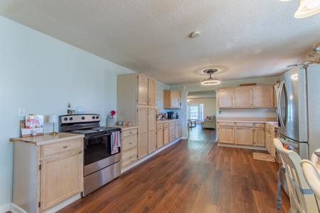 Hobby Farm for Sale featuring Brick Home w/ Barn & Fenced Pasture in Newbern, TN - image 18