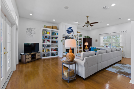 Riverfront Home On The Suwannee River Only 30 Minutes To The Gulf - image 6