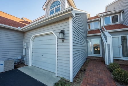 Lakefront Condo for Sale in Dublin, VA! - image 9