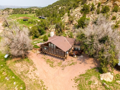 Colorado Log Home On 60 Acres With Shop Bordering Blm For 2900' - image 1