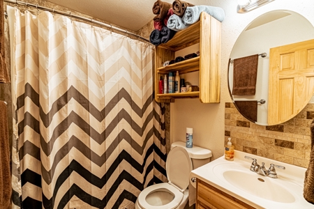 Colorado Log Home On 60 Acres With Shop Bordering Blm For 2900' - image 16