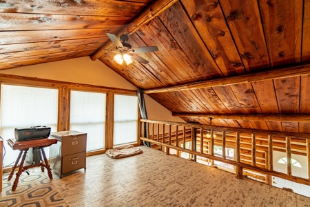 Colorado Log Home On 60 Acres With Shop Bordering Blm For 2900' - image 10
