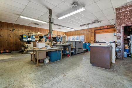 Retail or Office Space for Sale - Commercial Warehouse in Downtown Ava, MO for Sale - image 26