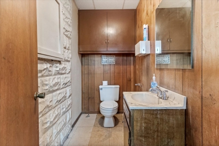 Retail or Office Space for Sale - Commercial Warehouse in Downtown Ava, MO for Sale - image 19